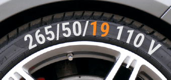 largeur pneus